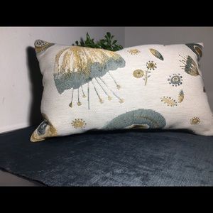 Luxury pillow made with Quality  fabrics